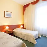 Hotel Kapitan *